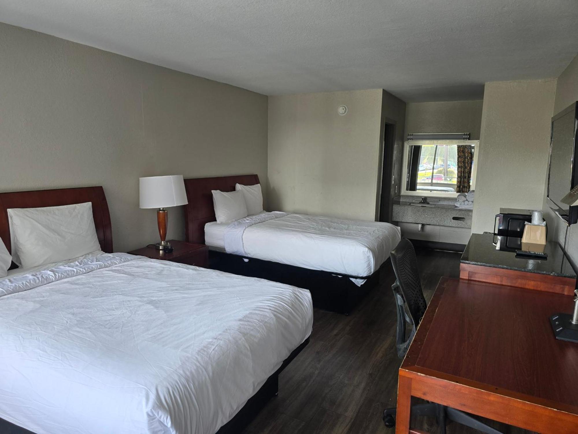Days Inn By Wyndham Raleigh South Dış mekan fotoğraf