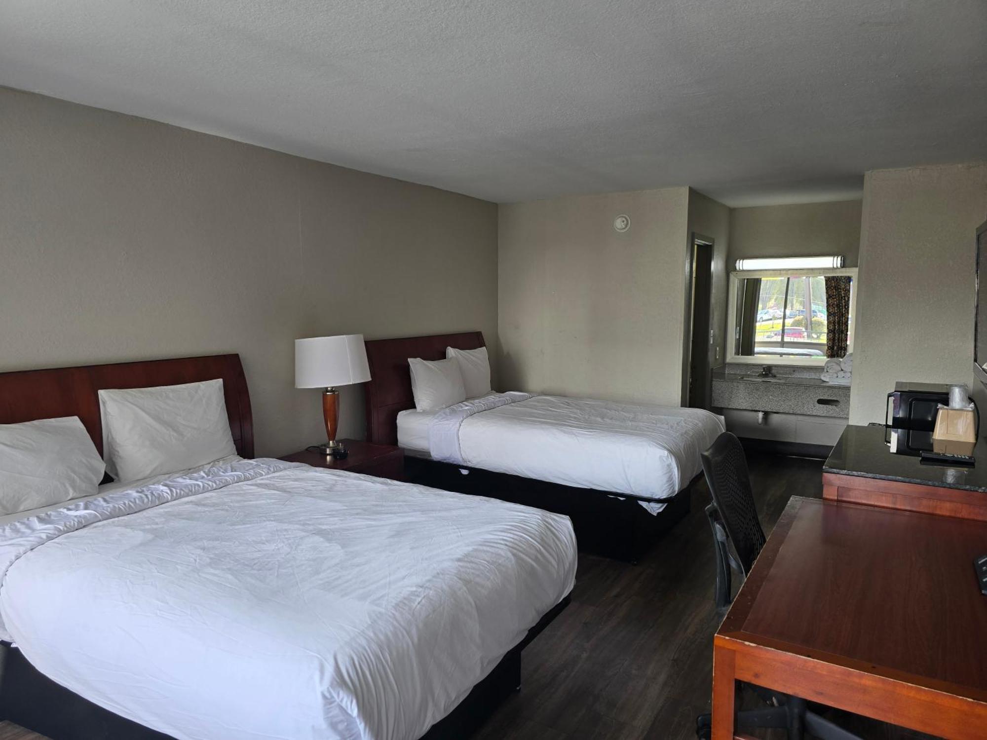 Days Inn By Wyndham Raleigh South Dış mekan fotoğraf