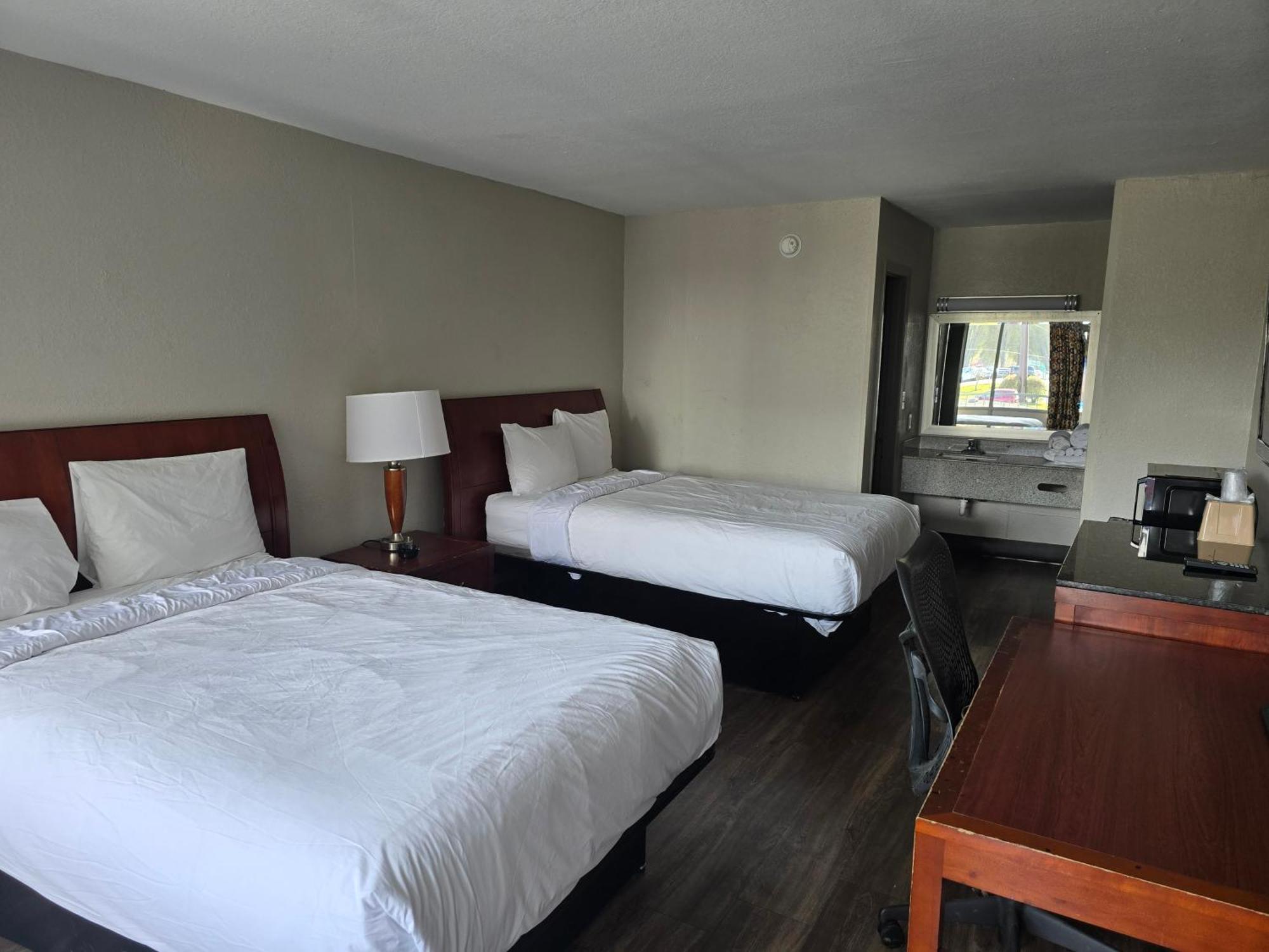 Days Inn By Wyndham Raleigh South Dış mekan fotoğraf